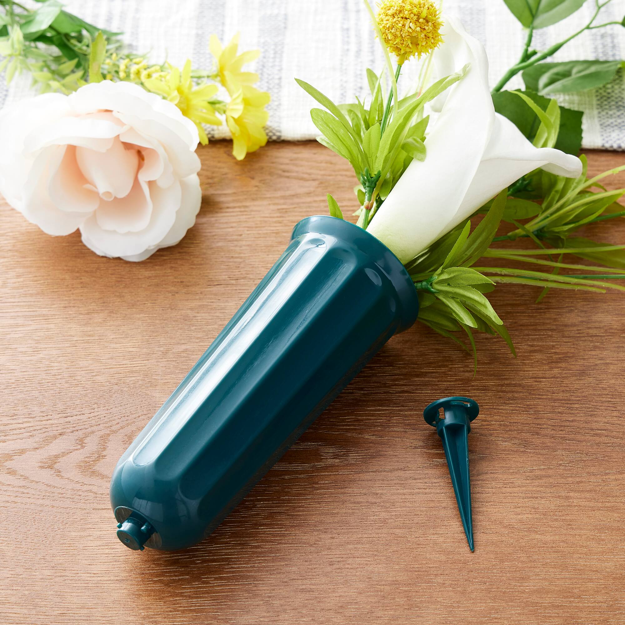18 Pack: 10" Green Cemetery Vase by Ashland™